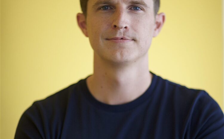  Jake Thomas