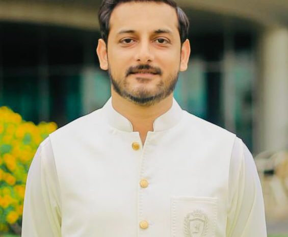  Umair Maqsood