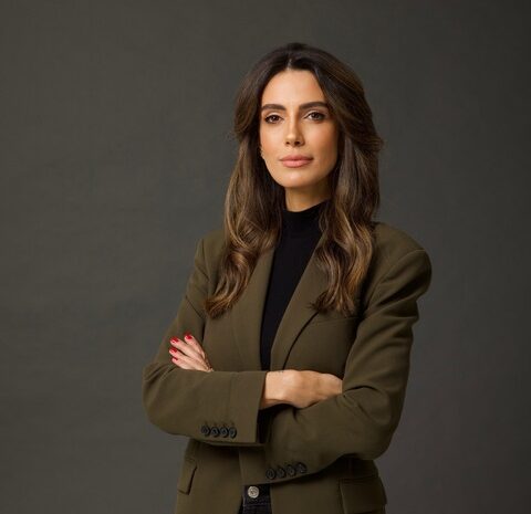  Zeina Estwany