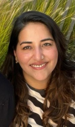  Falak Jalil Khan